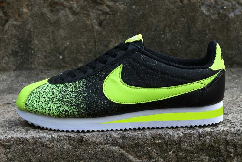 Nike Cortez 2014 Femme Classic Vente Basket Nike Cortez 2014 Gradient Vert Noir